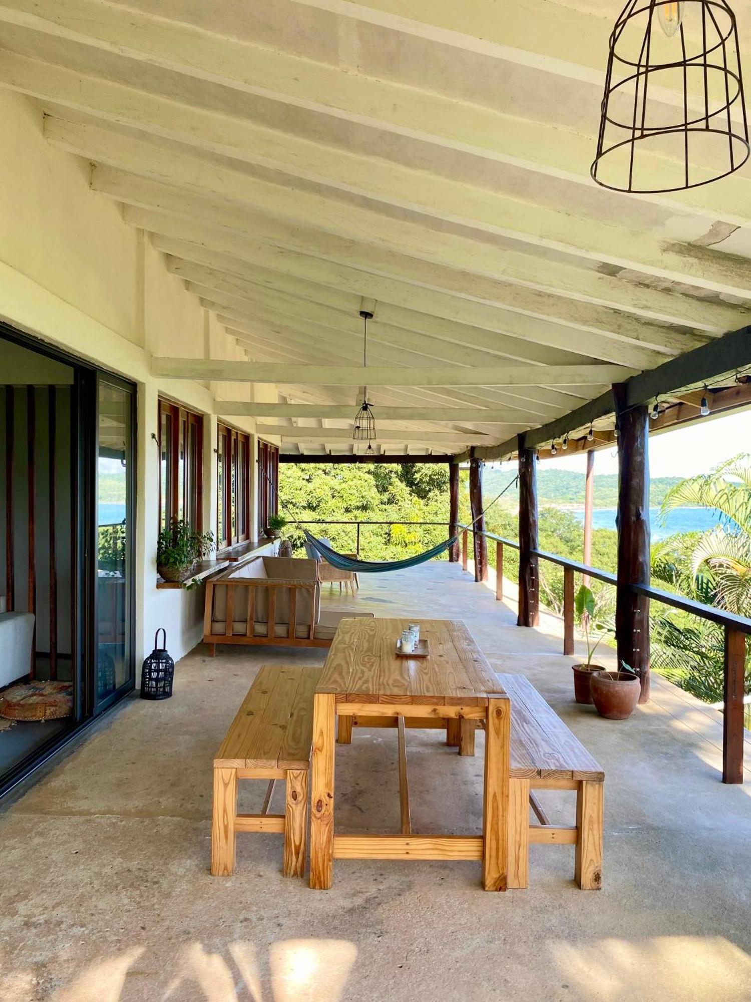 Venao Surf Lodge Playa Venao Exterior photo